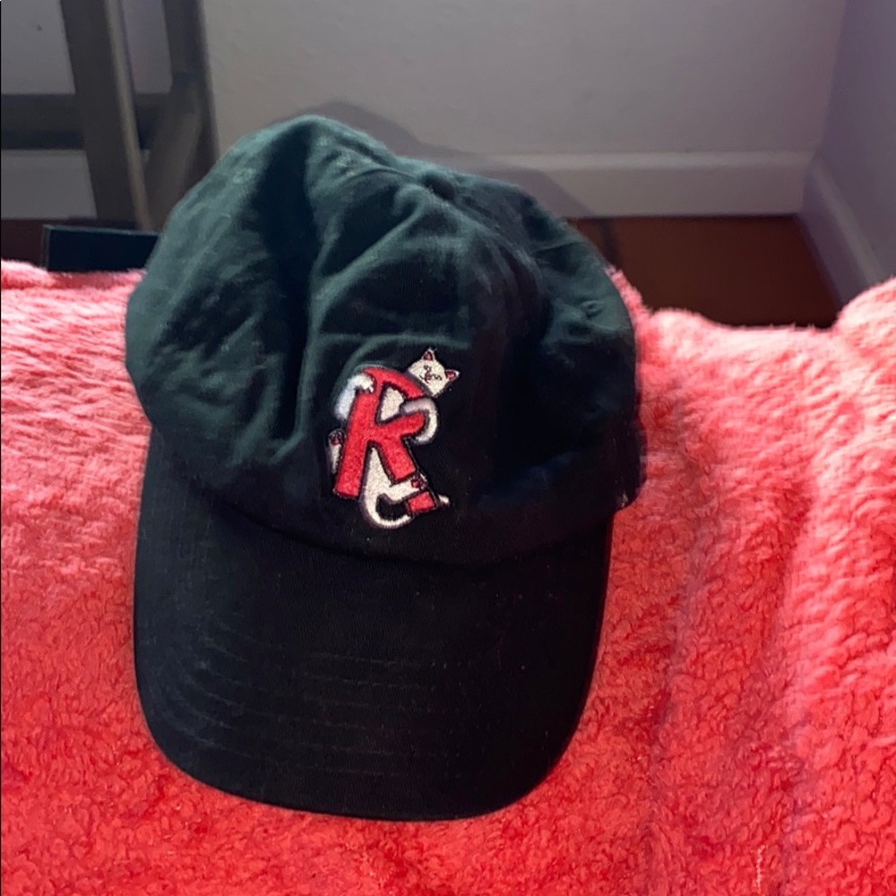 Rip and dip Hat